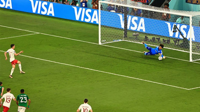 Penaltı kaçtı, gol sesi çıkmadı: Meksika ile Polonya golsüz berabere kaldı