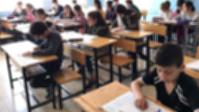 Veliden CİMER'e 'öğrenciler kızlı erkekli oturuyor' şikayeti: Öğretmenlere uyarı geldi