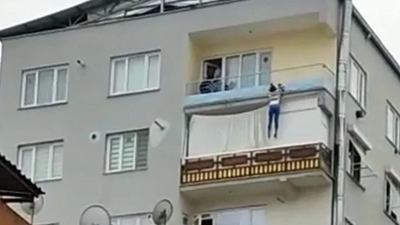 Bursa'da 6'ncı kat balkonundan düşen Semanur hayatını kaybetti
