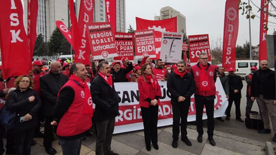 DİSK'ten bakanlık önünde asgari ücret protestosu