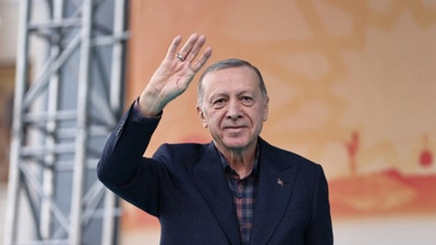 Erdoğan, 'son' defa destek istedi:  Bu bayrağı gençlere devredeceğiz