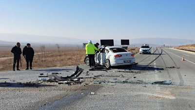 Geçiş önceliği kuralına uymayan TIR şoförü faciaya neden oldu: Korkunç kazada 2 kişi hayatını kaybetti
