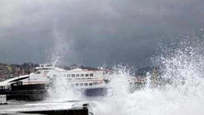 İstanbul'da deniz seferlerine olumsuz hava engeli