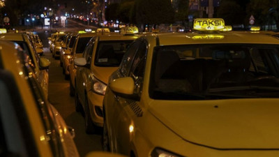 İstanbul'daki eylemde bir taksici: Taksi, halk otobüsünden ve minibüsten daha ucuz taşıyor