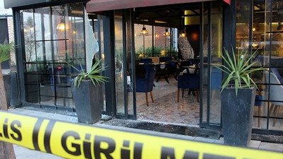 Kafede iki grup arasında çıkan silahlı çatışmada bir kişi hayatını kaybetti