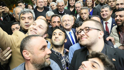 Kılıçdaroğlu, Antalya'da: Coşkulu kalabalıkla karşılandı