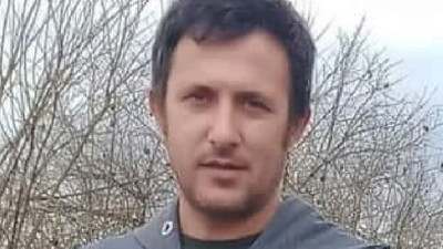Sakarya'da iş cinayeti: Ağaç soyma makinesine sıkışan işçi hayatını kaybetti