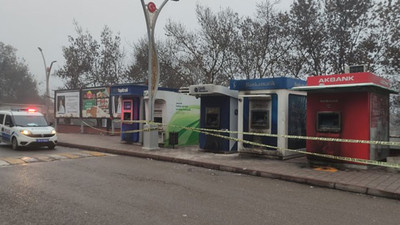 Siirt'te 5 bank ATM'si kundaklandı