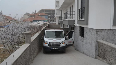 Aksaray'da iş cinayeti: Kamyonetle duvar arasında sıkışarak hayatını kaybetti