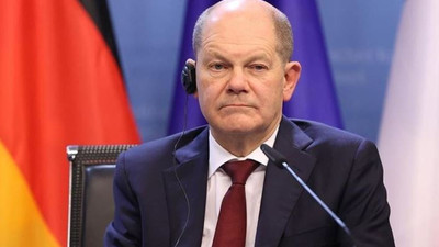 Almanya Başbakanı Scholz, Ukrayna'ya savaş uçağı gönderme seçeneğini reddetti
