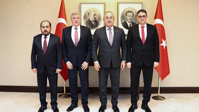 Bakan Çavuşoğlu, Suriyeli muhaliflerle bir araya geldi