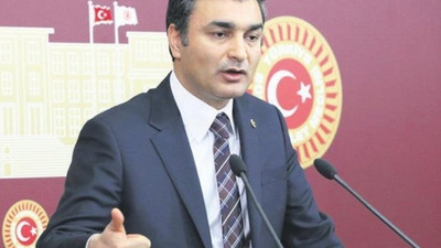 CHP'li Müslim Sarı: AKP mart ayında parlamentoyu feshederek 14 Mayıs'ta seçime gidebilir