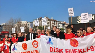 Emekliler meydandan AKP iktidarına haykırdı: Müjdelediğiniz yoksulluktur, açlıktır, zulümdür