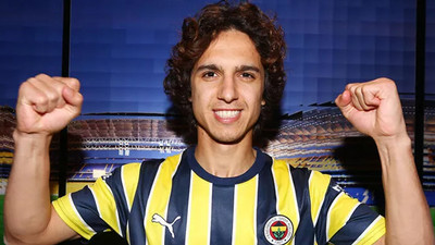 Emre Demir, Fenerbahçe'ye imzayı attı