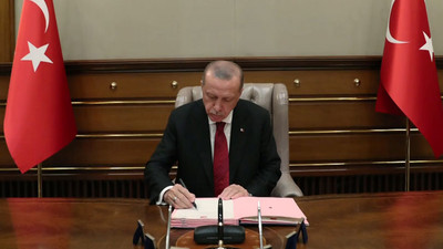 Erdoğan 2 üniversiteye rektör atadı