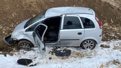 Tunceli'de kaza yapan sürücü donarak öldü