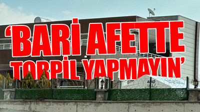 AKP'li isim hasarsız evinin bahçesine AFAD çadırı kurdu