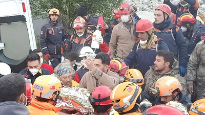 Depremin 278'inci saatinde bir kişi enkaz altından kurtarıldı