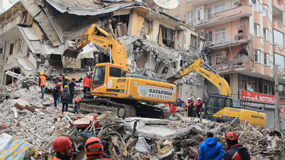 Diyarbakır'da depremin ardından yıkılan binalara ilişkin gözaltı sayısı 33'e yükseldi