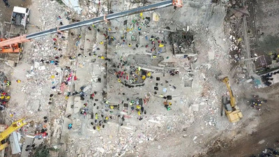 Diyarbakır'da depremin verdiği hasar havadan görüntülendi
