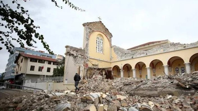 Hatay'daki Latin Katolik Kilisesi depremde yıkıldı