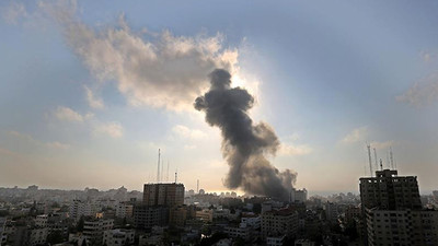 İsrail ordusu Gazze'ye hava saldırısı düzenledi