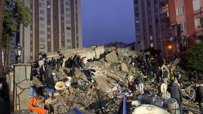 Kahramanmaraş depreminde yaralanan 45 kişi askeri uçaklarla İstanbul'a getirildi
