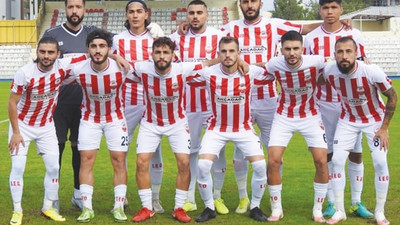 Kahramanmaraşspor enkaz altında kaldı: Futbolcular kurtarılmayı bekliyor