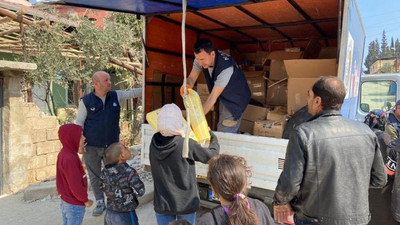Kartal Belediyesi deprem bölgesinde yardım çalışmalarına devam ediyor