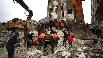 Suriye'de depremde hayatını kaybedenlerin sayısı 3 bin 553'e çıktı