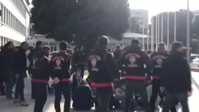 Uzaktan eğitim kararını protesto eden üniversite öğrencilerine polis müdahalesi: 22 gözaltı
