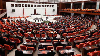 AKP, 7. Yargı Paketi'ni Meclis'e sundu: İnfaz ertelemesi, kirada arabuluculuk zorunluluğu ve uyuşturucuyla mücadele...