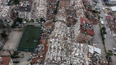 Depremde yıkılan kuyumcuyu yağmalayan 5 kişi İstanbul'da yakalandı