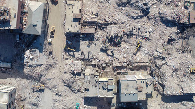 Depremlerde 150 kişiye mezar olan sitenin kurul başkanı tutuklandı