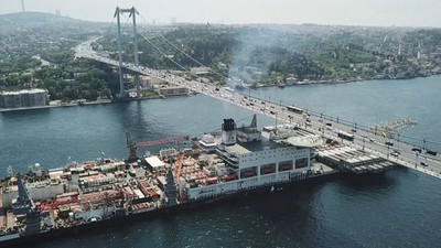 İstanbul Boğazı'nda gemi trafiği kuzey-güney yönlü açıldı