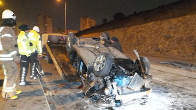 İstanbul'da feci kaza: Kopan demir sürücünün vücuduna saplandı