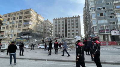 Şanlıurfa'da CHP İl Başkanlığı'nın bulunduğu bina çöktü