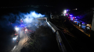 Tren faciası: 32 kişi hayatını kaybetti