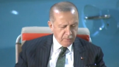 Erdoğan, Bahçeli'nin 'PKK'lı' dediği Ahmet Kaya'nın şarkısını seslendirdi 