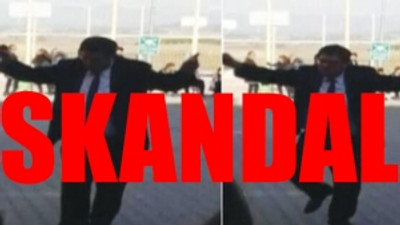 10 Kasım'da göbek atan müdüre iade-i itibar: Kepçe üzerinde okula giriş yaptı