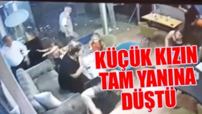 Avcılar'da bir kafenin çatısına 15. kattan mermer düştü