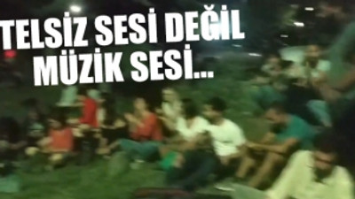 ODTÜ direnişinde polislere özel şarkı