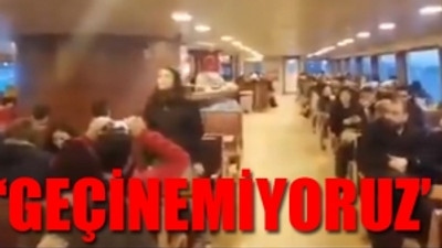 Üniversitelilerden vapurda eylem