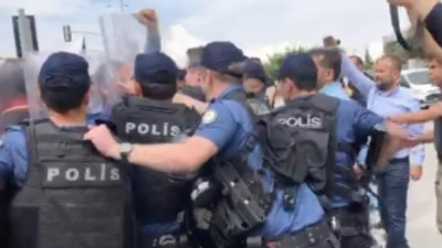 Anayasa mahkemesi önünde acılı ailelere sert polis müdahalesi