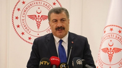 Sağlık Bakanı Fahrettin Koca AKP'nin klibini paylaştı