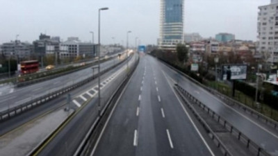 İstanbul'da 2020'nin ilk günü yollar boş kaldı... İşte İstanbul'da boş kalan yollar