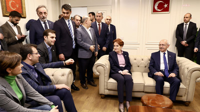 Kılıçdaroğlu, saldırıya uğrayan İYİ Parti İstanbul İl Başkanlığı'nı ziyaret etti