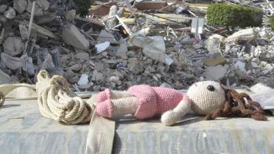 Depremde kaybolan 3 yaşındaki çocuktan sevindiren haber