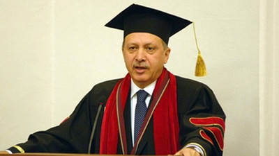 Hürriyet, Erdoğan'la ilgili mezuniyet belgeleri yayımladı