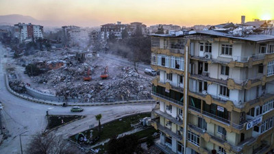 Depremde yıkılan 600 Evler Sitesi'nin yapı denetim sorumlusu tutuklandı